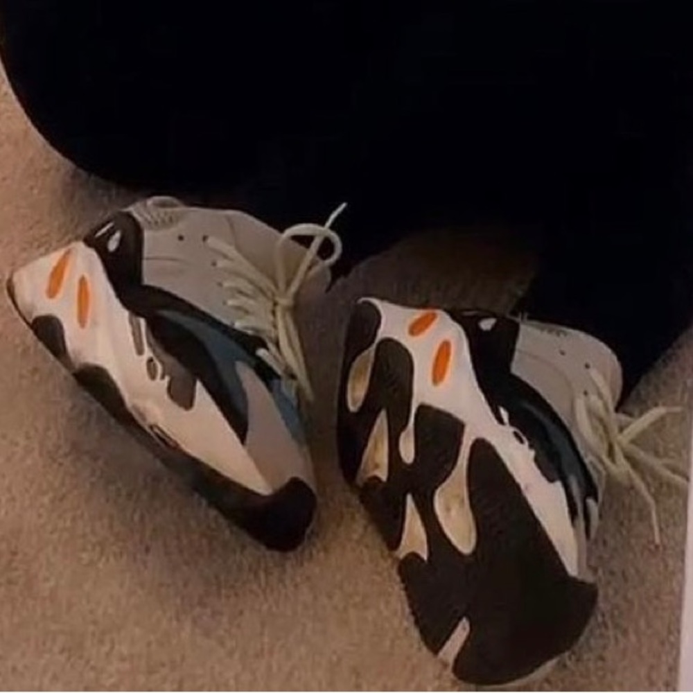 Wave runner shoes